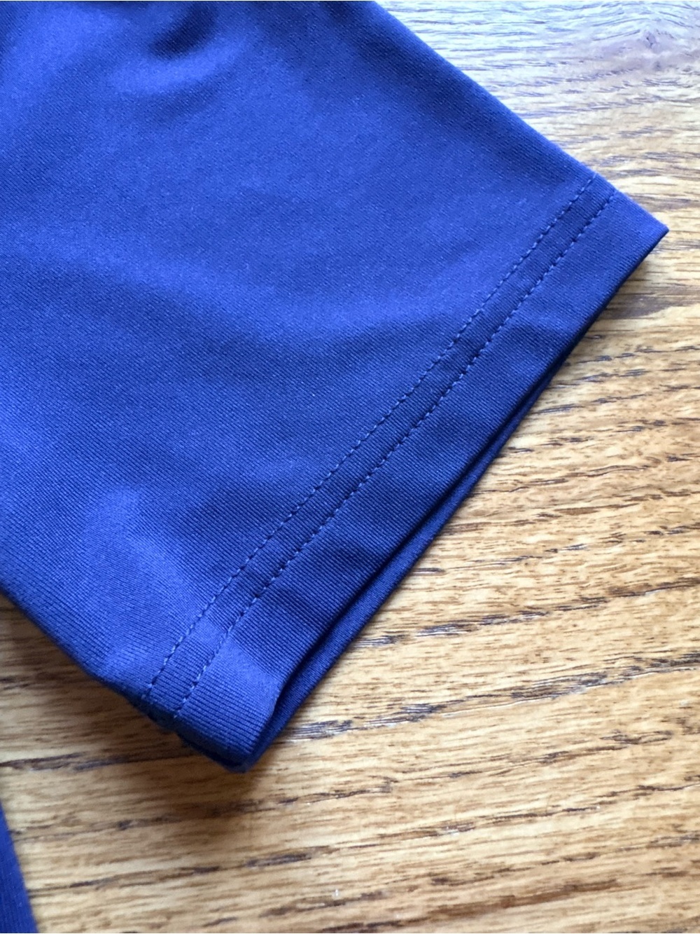 Southern Tide Boys XL (16) Short Sleeve Navy Blue Polo - great condition! - Picture 5 of 16